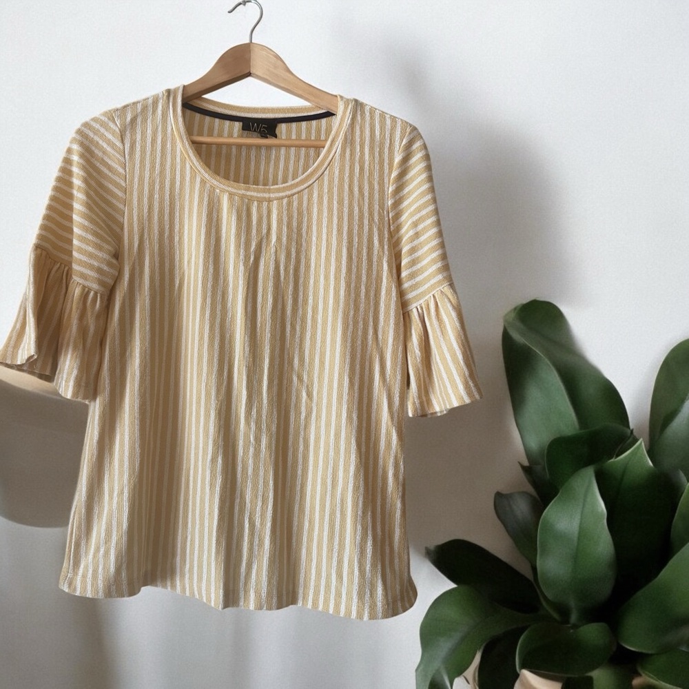 [W5] 3/4’ Bell Sleeve Mustard Yellow PinStripped👚
